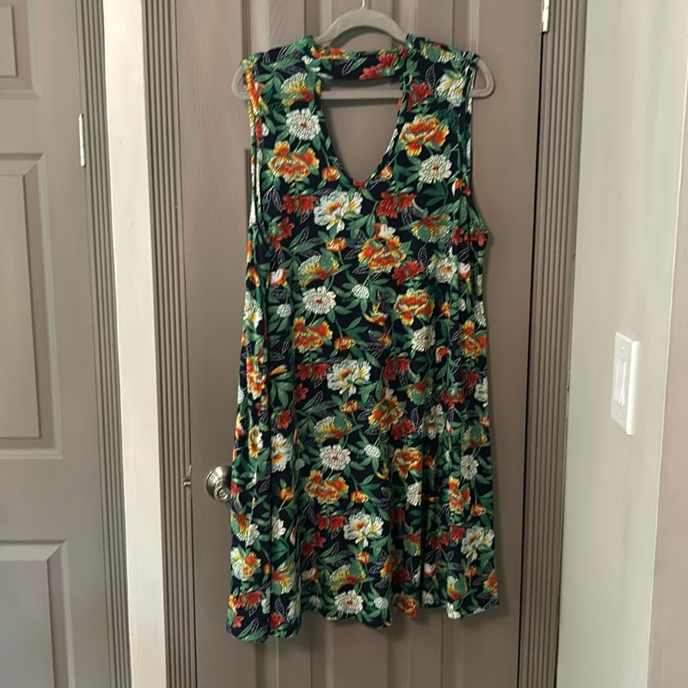 Derek Hart Summer Dress with Floral Print and Cutouts. Size 2X